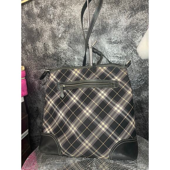 Burberry black tote - Picture 1 of 8